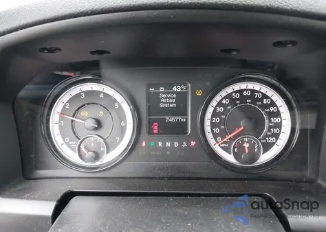 2021 Ram 1500 Classic Warlock 4X4 6'4 Box из США, поврежденный, VIN 1C6RR7GG9MS523589